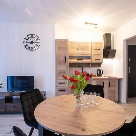 Apartament Kawalek Podlogi Пиецховице Екстериор снимка