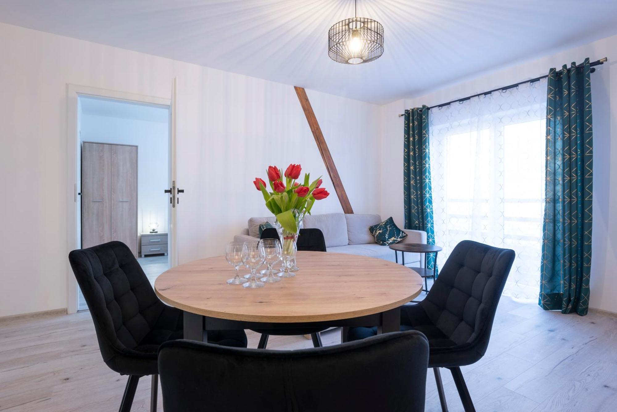 Apartament Kawalek Podlogi Пиецховице Екстериор снимка
